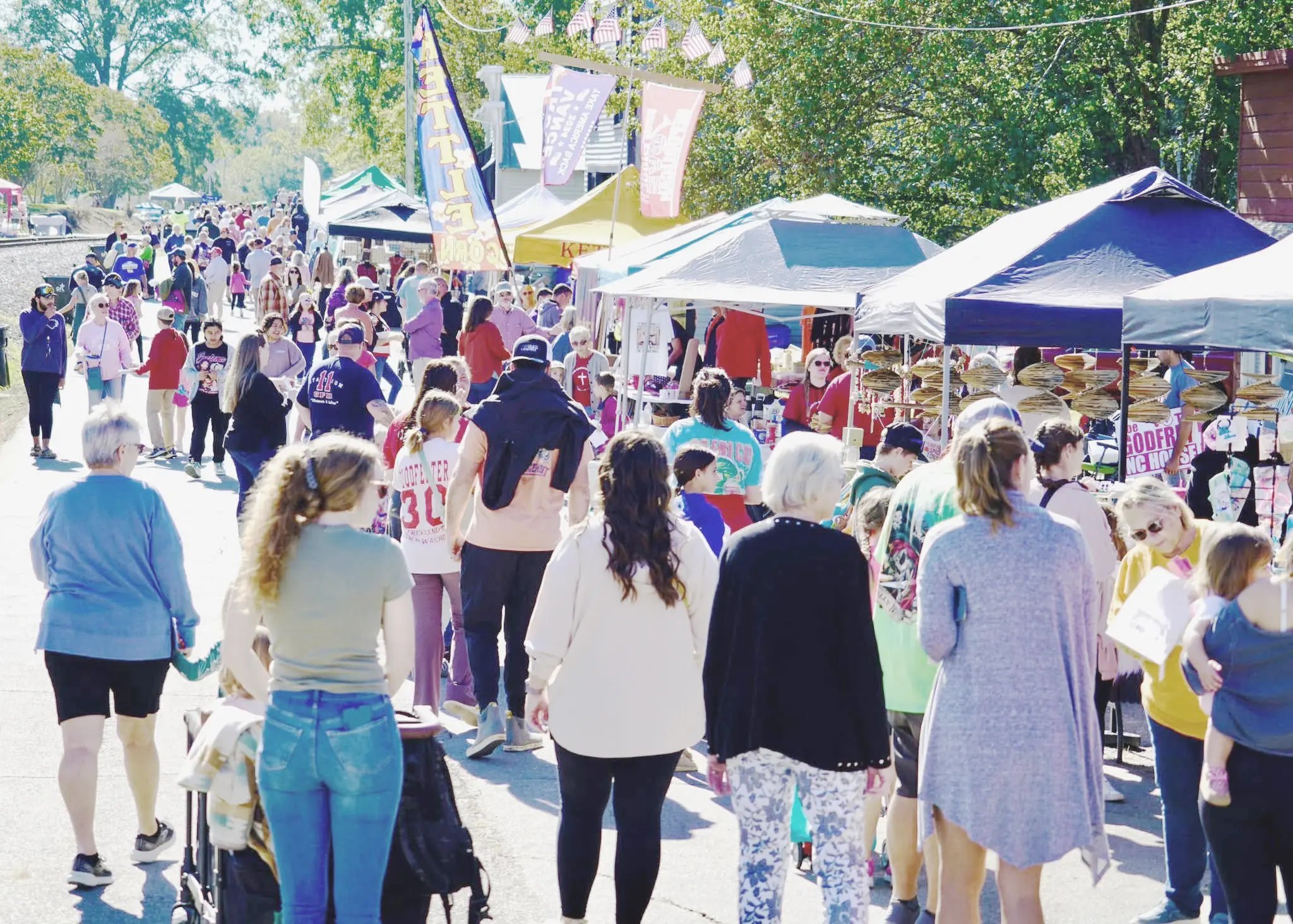 Goldston Old Fashion Day. All-day street festival hosted by the Goldston Lions Club. Wander the Goldston Commercial Historic District and peruse local arts, clothing and jewelry from craft vendors.