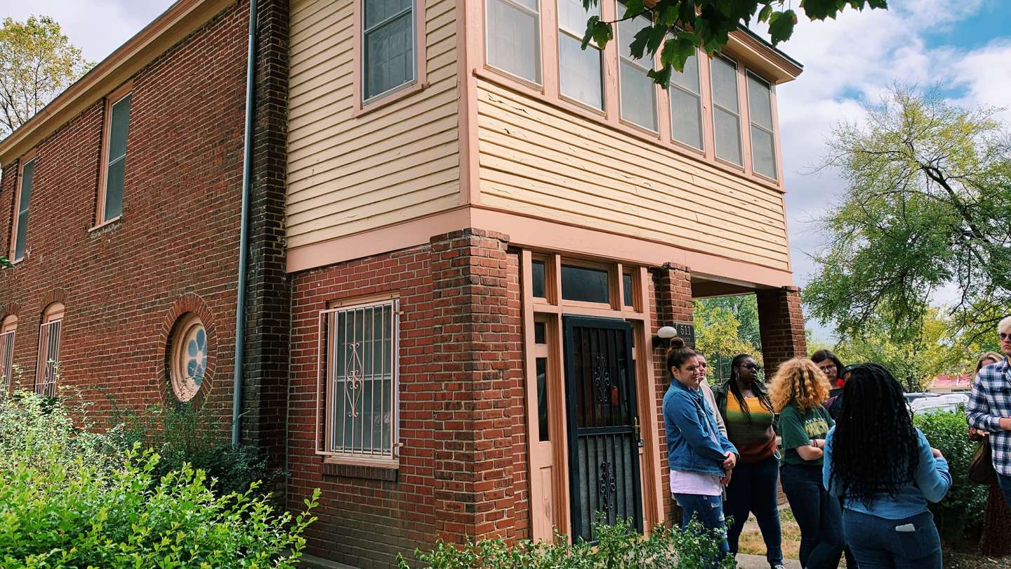 Spring Black Neighborhood Walking Tour